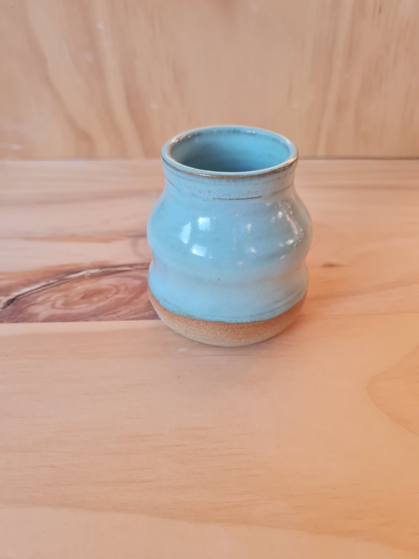 Bud vase