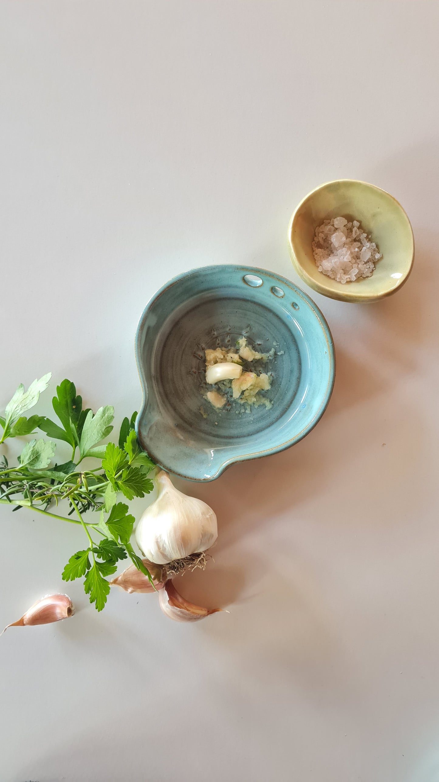 3-in-1 Garlic & Ginger Grater — with Herb Stripper & Spoon Rest